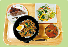 昼食風景